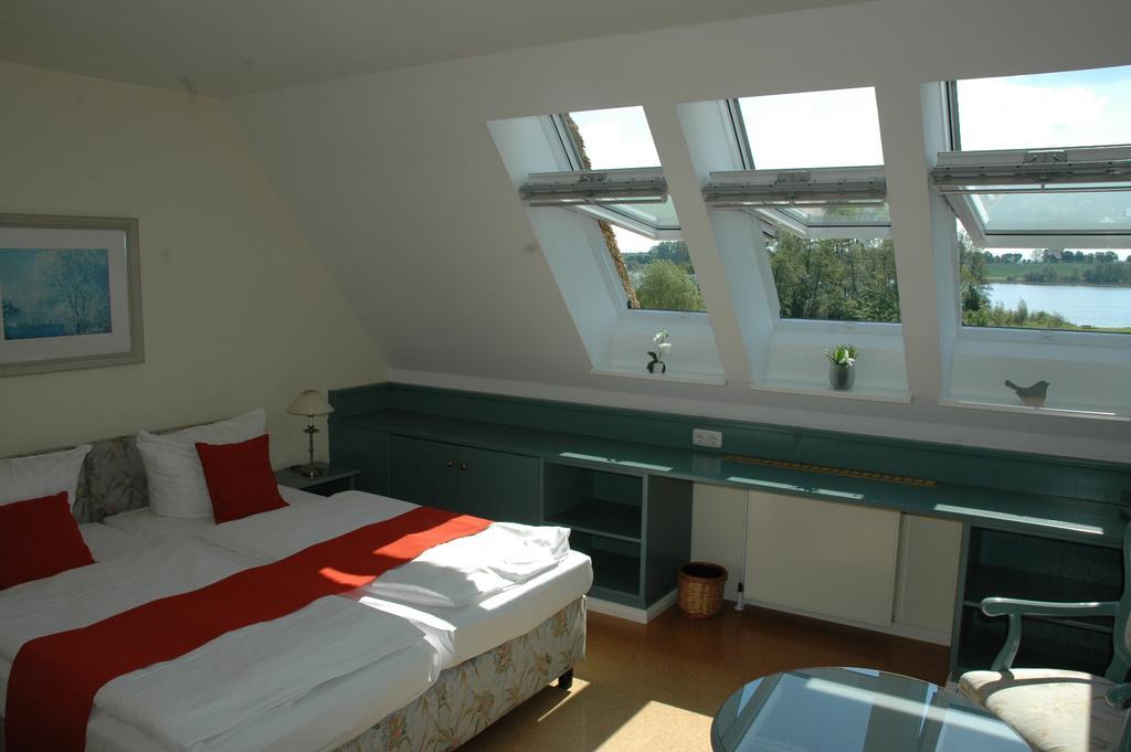 Alago Hotel Am See Cambs Екстериор снимка